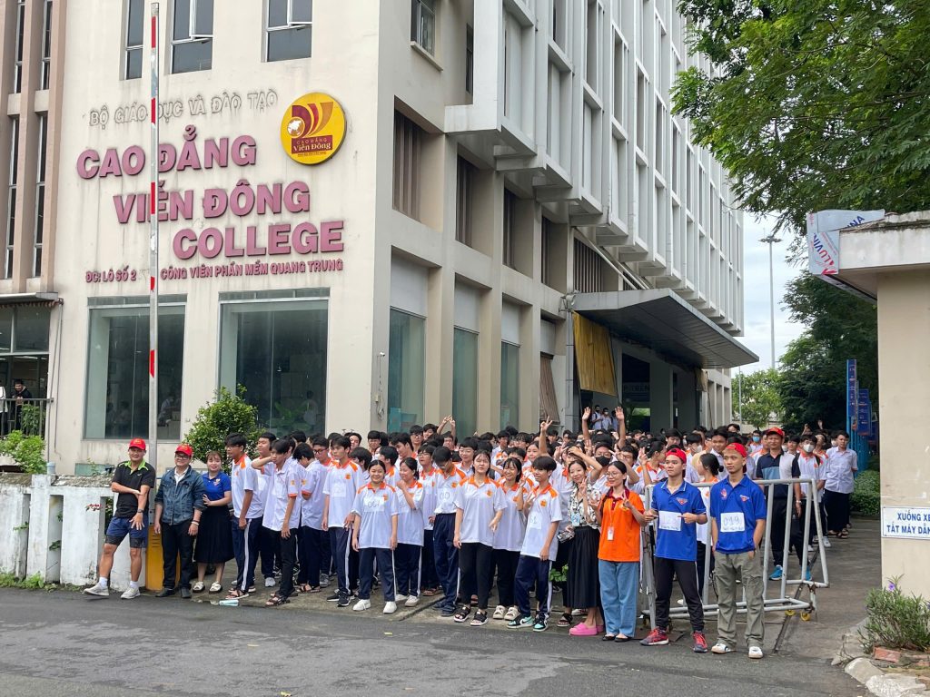 Ngày hội Chào Tân sinh viên 2024: Tươi trẻ – Bùng nổ – Nhiệt huyết