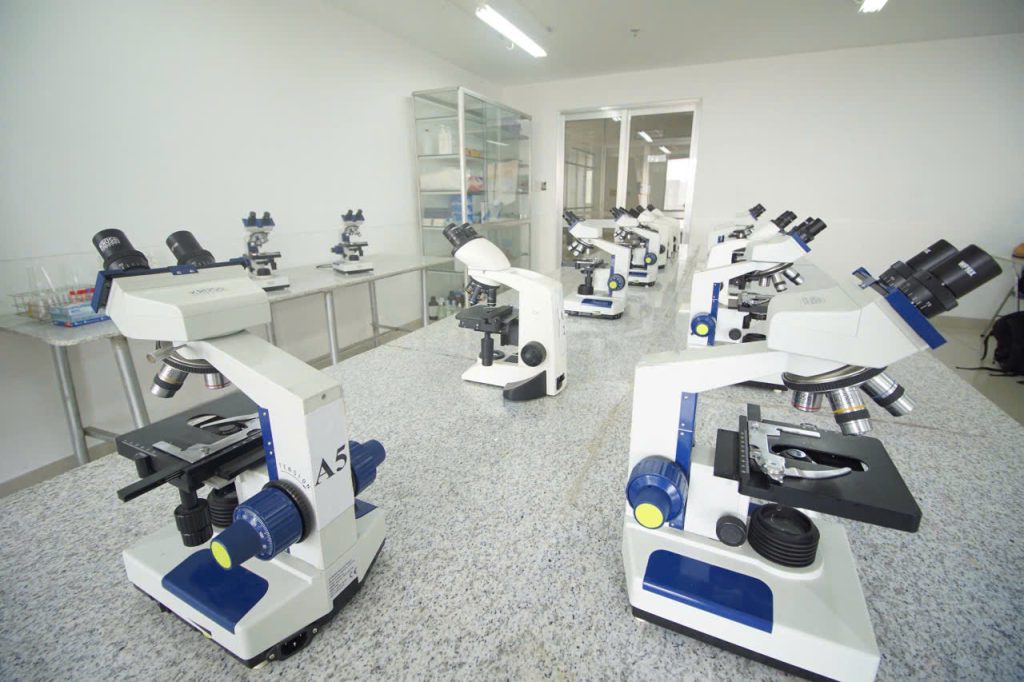 Hình ảnh trang thiết bị, phòng thực hành tại CĐ Viễn Đông