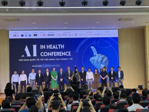 TRƯỜNG CAO ĐẲNG VIỄN ĐÔNG THAM DỰ HỘI NGHỊ QUỐC TẾ: TRÍ TUỆ NHÂN TẠO TRONG Y TẾ (AI IN HEALTH CONFERENCE 2025)
