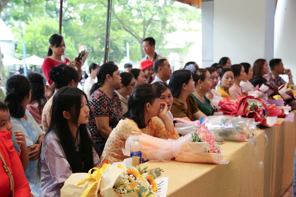 Xúc động lễ tổng kết, tri ân và trưởng thành khối 12 hệ Cao đẳng 9+3+1 – Niên khóa (2022–2025)