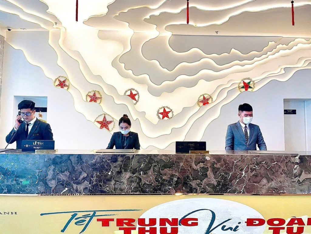 Lý do chọn học ngành Quản trị nhà hàng Khách sạn tại CĐ Viễn Đông