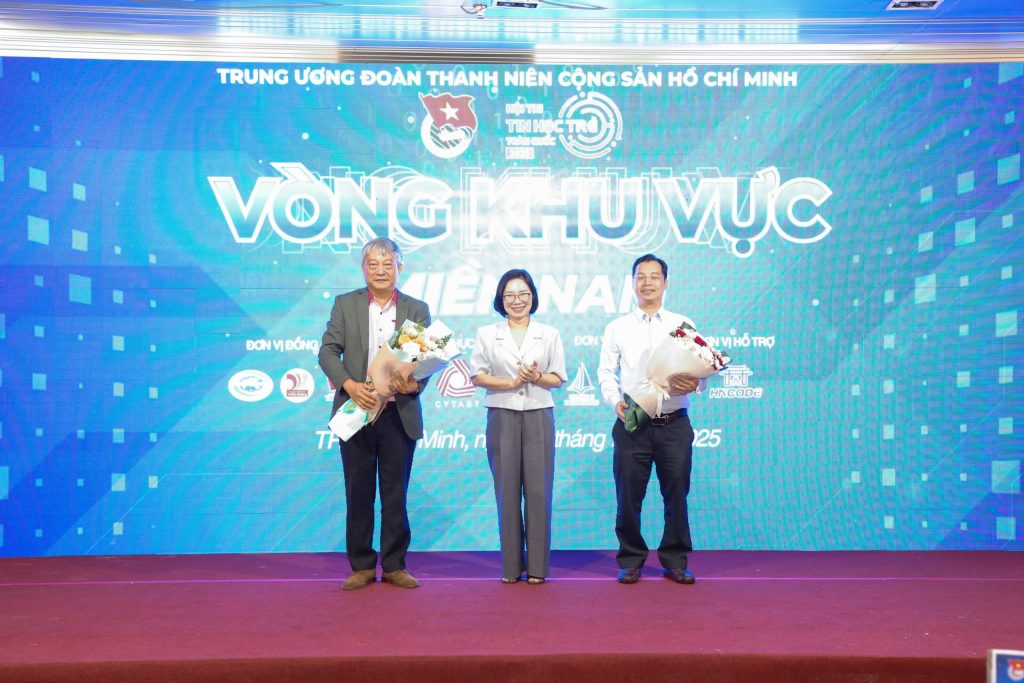 Sôi nổi Hội thi Tin học trẻ toàn quốc Khu vực miền Nam
