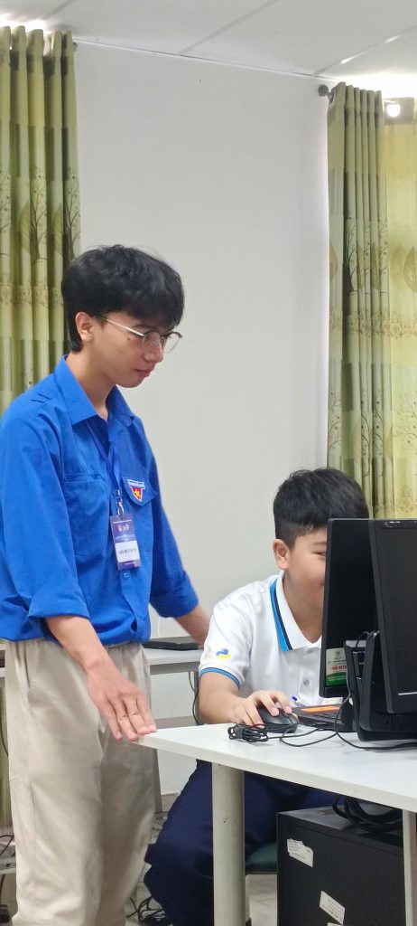 Sôi nổi Hội thi Tin học trẻ toàn quốc Khu vực miền Nam
