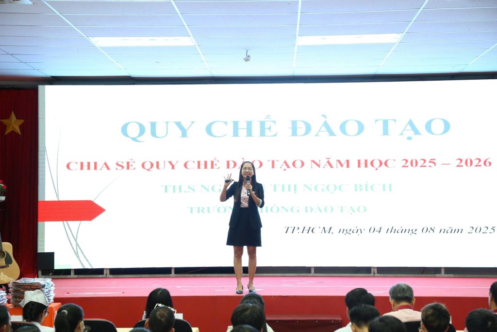 Chào mừng tân sinh viên cao đẳng, đại học(lk) nhập học đợt 04/08/2025