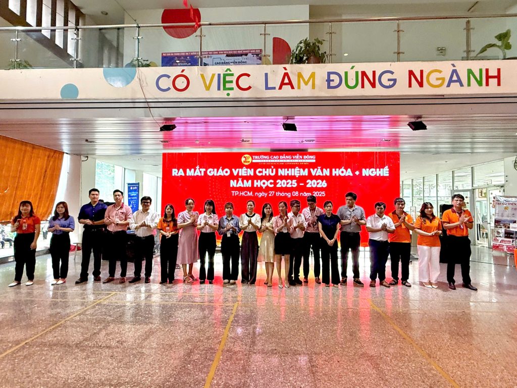 Khởi động năm học mới (2025–2026) của hệ Cao đẳng 9+3+1 tại Trường Cao đẳng Viễn Đông