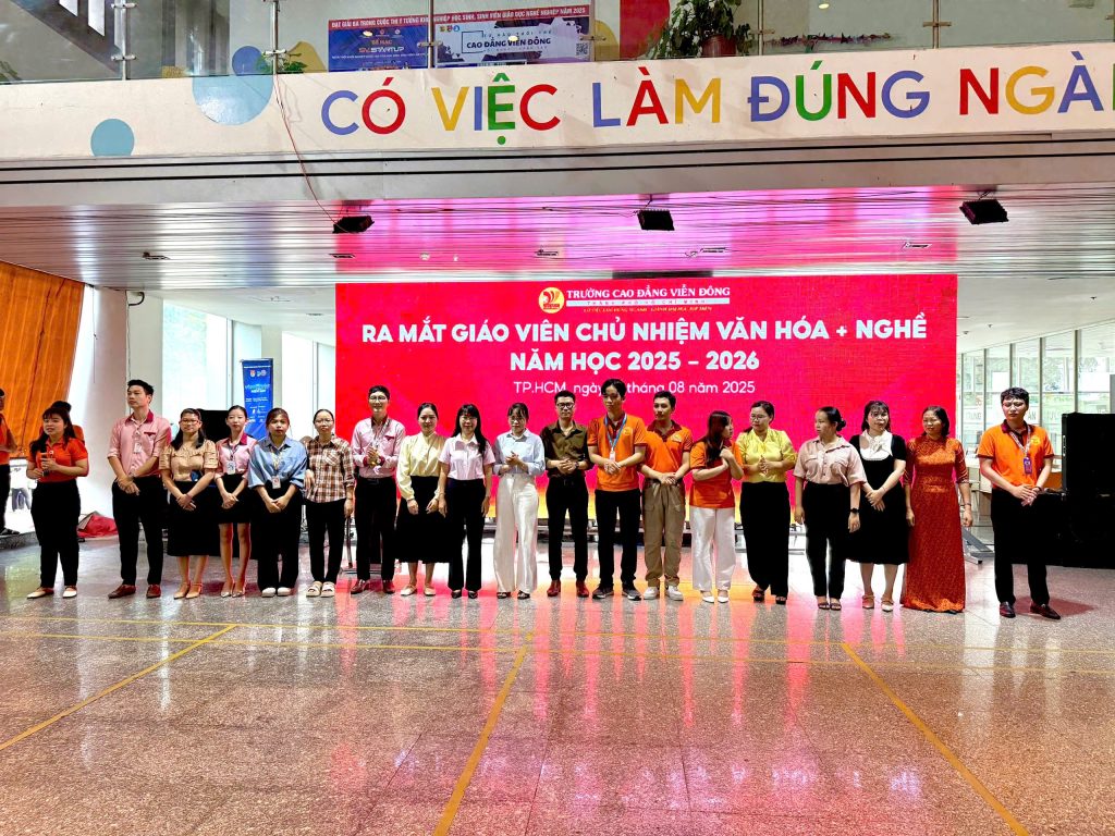 Khởi động năm học mới (2025–2026) của hệ Cao đẳng 9+3+1 tại Trường Cao đẳng Viễn Đông
