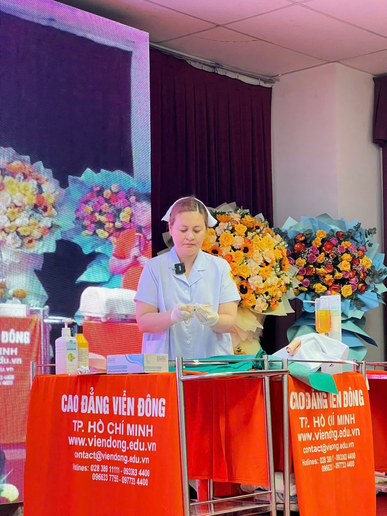 Hội thảo “Mô phỏng lâm sàng – Giải pháp nâng cao chất lượng đào tạo ngành Y Dược” tại Trường CĐ Viễn Đông