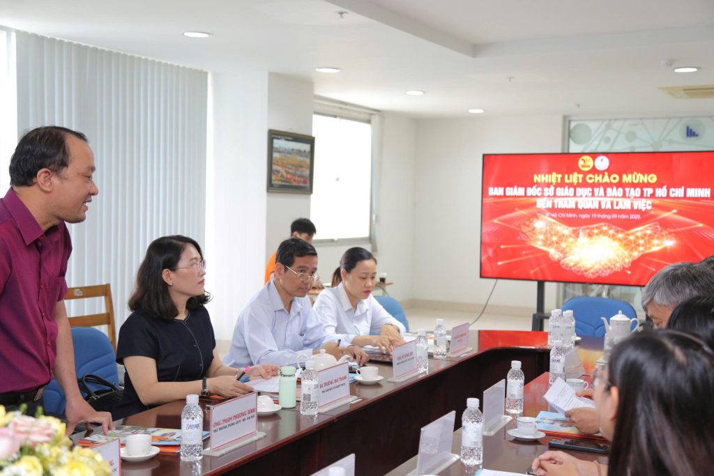 CĐ Viễn Đông đón tiếp lãnh đạo Sở GD&ĐT TPHCM đến thăm và làm việc