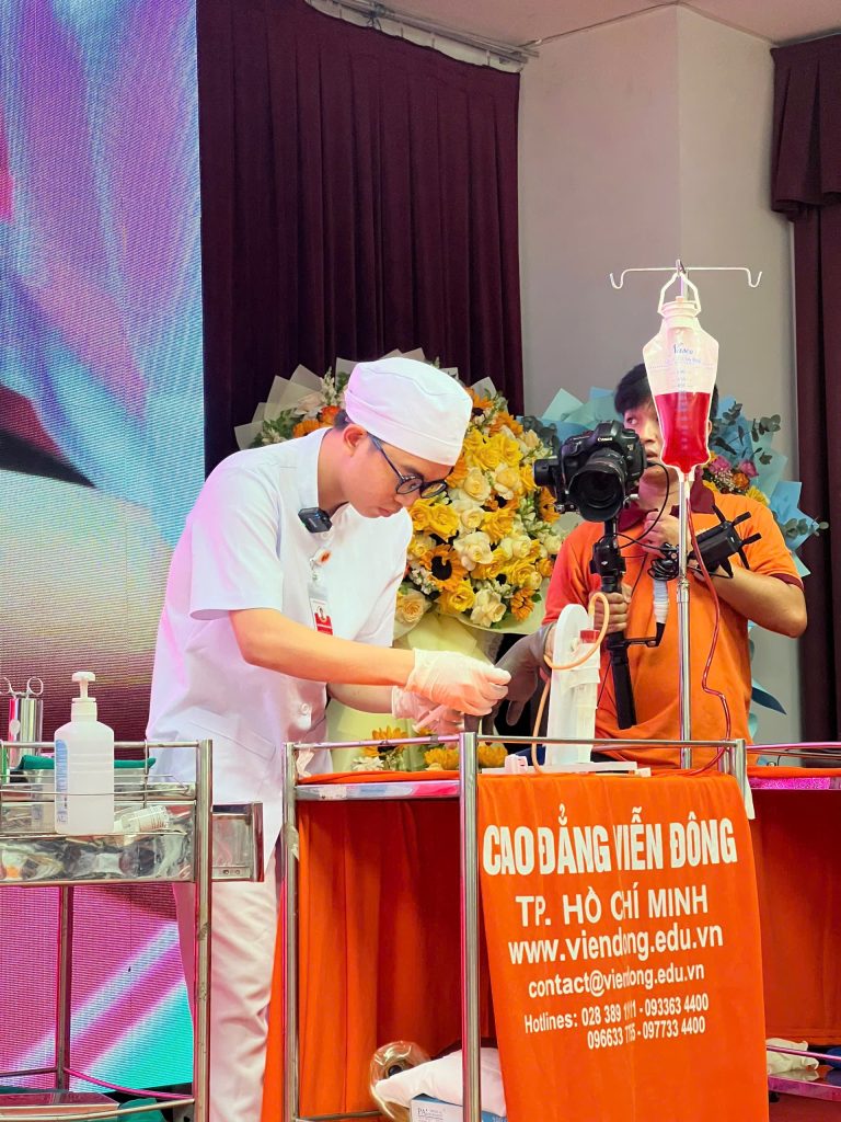 Hội thảo “Mô phỏng lâm sàng – Giải pháp nâng cao chất lượng đào tạo ngành Y Dược” tại Trường CĐ Viễn Đông