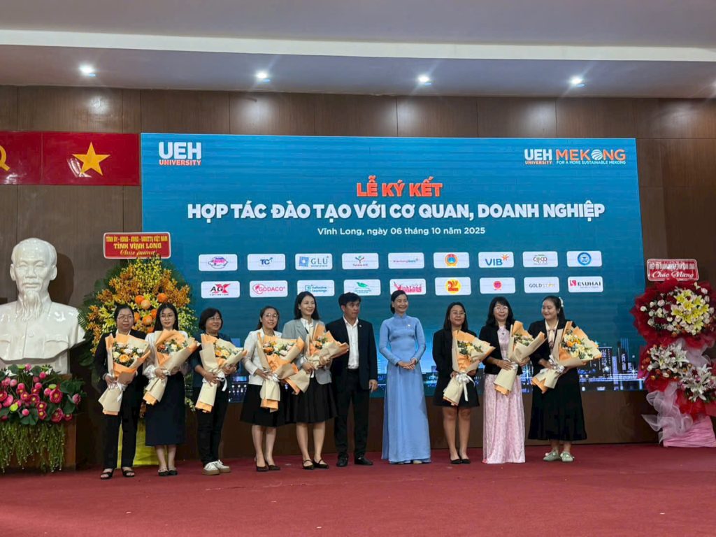 Cao đẳng Viễn Đông ký kết hợp tác chiến lược với Đại học Kinh tế TP.HCM (UEH)