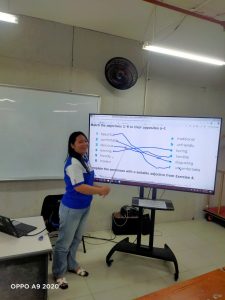 HỌC TIẾNG ANH CÙNG GIÁO VIÊN NƯỚC NGOÀI – TRẢI NGHIỆM HỌC TẬP ĐÁNG NHỚ CỦA SINH VIÊN KHOA NGOẠI NGỮ