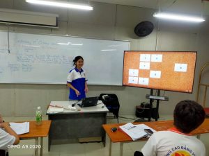 HỌC TIẾNG ANH CÙNG GIÁO VIÊN NƯỚC NGOÀI – TRẢI NGHIỆM HỌC TẬP ĐÁNG NHỚ CỦA SINH VIÊN KHOA NGOẠI NGỮ