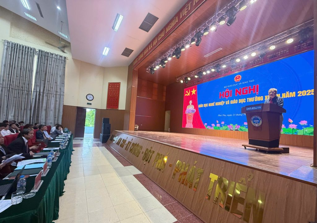 Hiệu trưởng Cao đẳng Viễn Đông phát biểu tham luận tại Hội nghị Giáo dục Nghề nghiệp – Giáo dục thường xuyên 2025