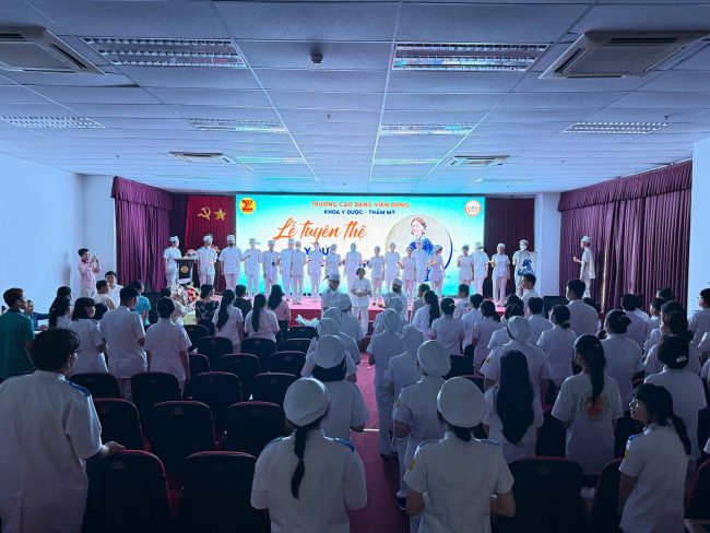 LỄ TUYÊN THỆ NGÀNH ĐIỀU DƯỠNG 2025