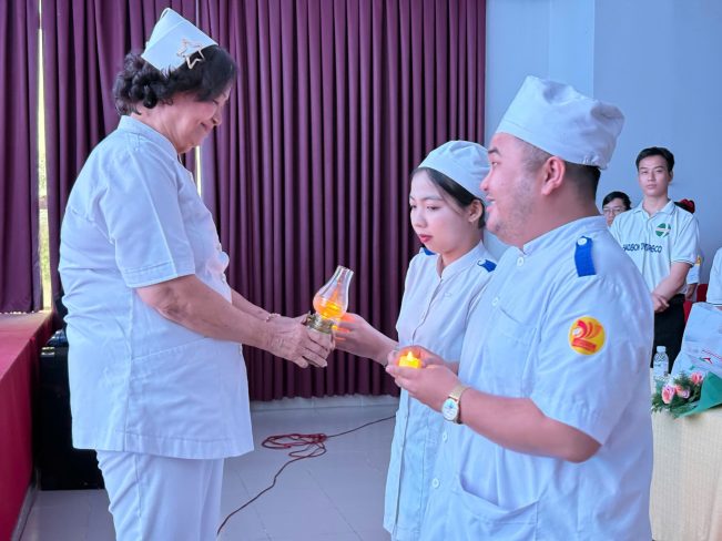 LỄ TUYÊN THỆ NGÀNH ĐIỀU DƯỠNG 2025