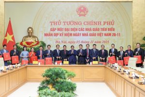 Prime Minister Meets with Representatives of Outstanding Teachers on Vietnamese Teachers’ Day, November 20