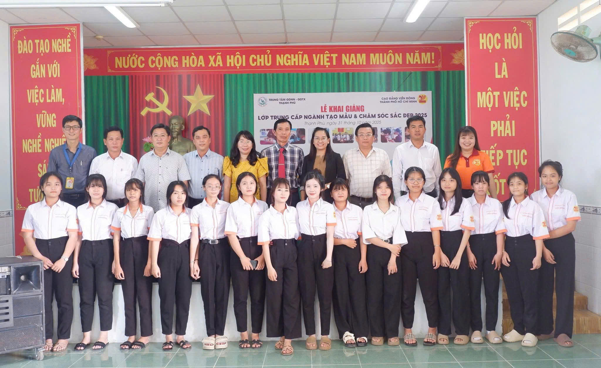 z7176883134845_2574b364b9ab97c00da308096dc5ffb8