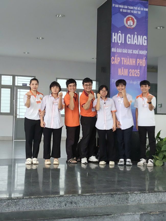 GIẢNG VIÊN TRƯỜNG CAO ĐẲNG VIỄN ĐÔNG THAM GIA HỘI GIẢNG NHÀ GIÁO GIÁO DỤC NGHỀ NGHIỆP CẤP THÀNH PHỐ NĂM 2025