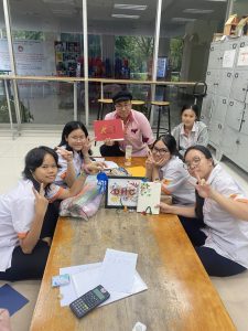 Thiết kế đồ họa Viễn Đông, học mà vui, vui mà học.