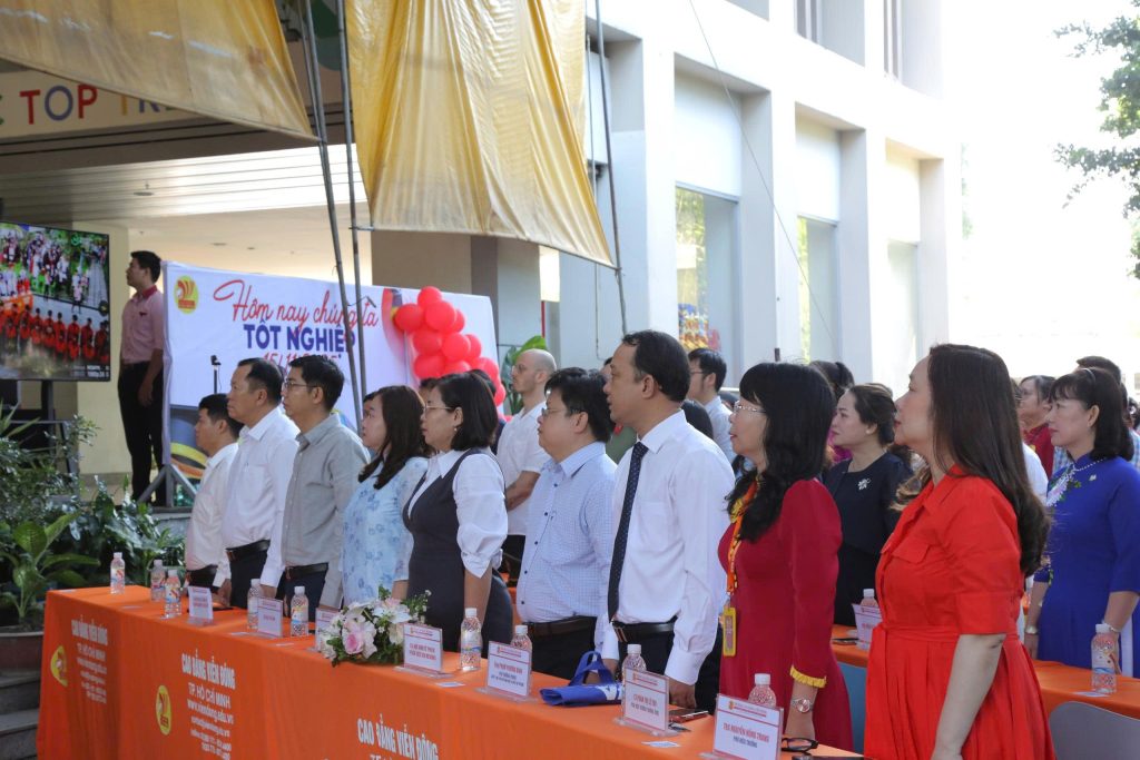 Trang trọng buổi Lễ Khai giảng năm học 2025 – 2026 và Trao bằng tốt nghiệp niên khóa 2022 – 2025