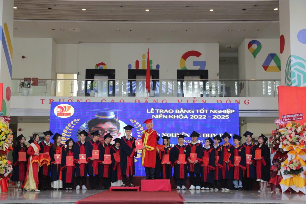 Feierliche Eröffnung des Schuljahres 2025 – 2026 und Verleihung der Abschlusszeugnisse des Jahrgangs 2022–2025