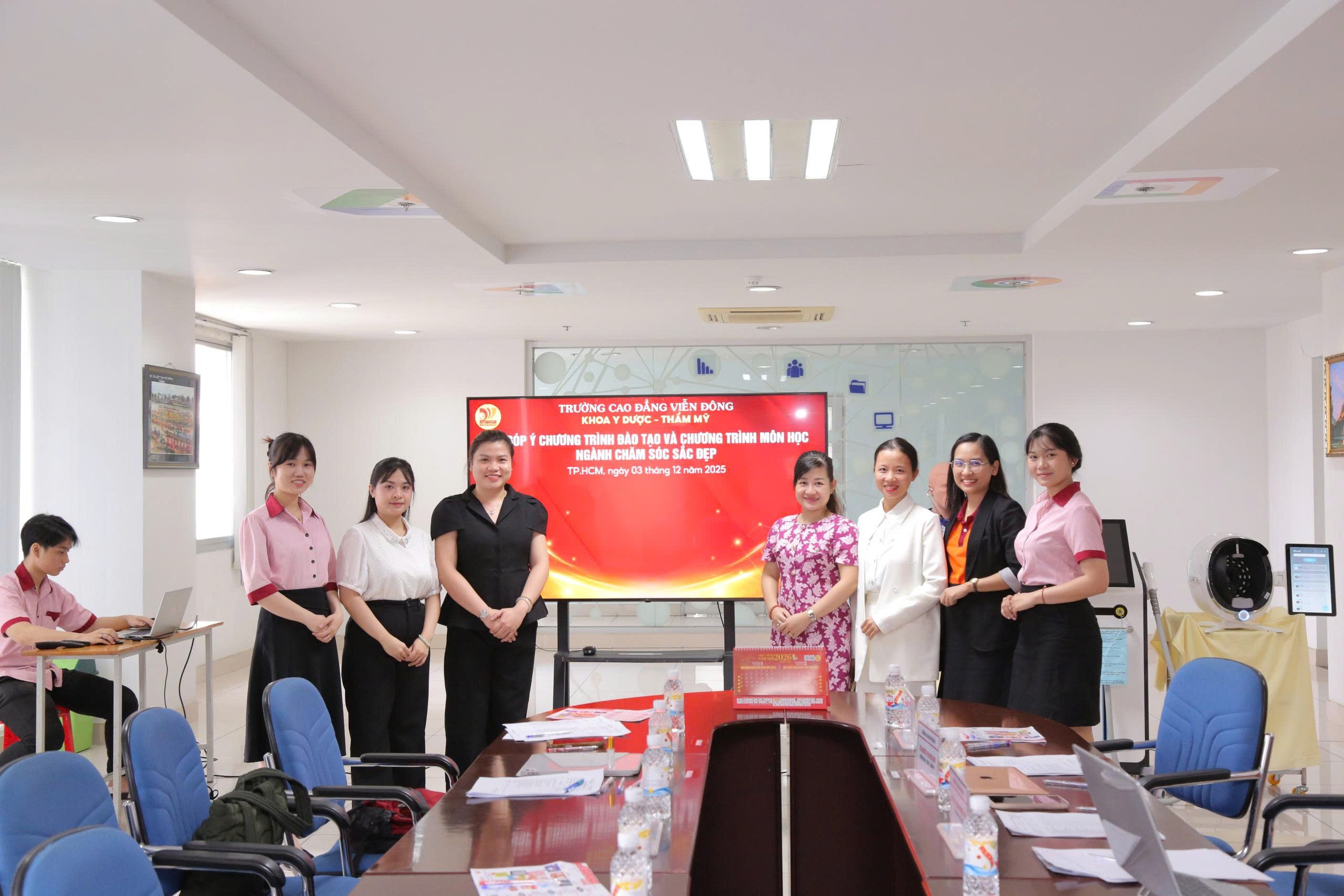 THẢO LUẬN GÓP Ý CHƯƠNG TRÌNH ĐÀO TẠO NGÀNH CHĂM SÓC SẮC ĐẸP 2025