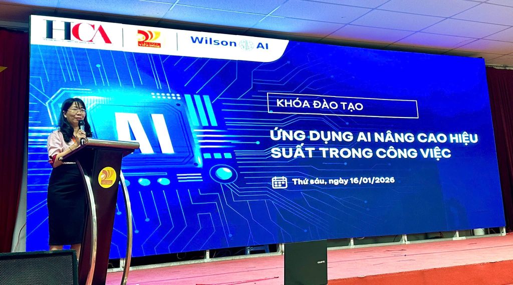 Vien Dong College Organizes Training Program: “Applying AI to Enhance Work Performance and Education”