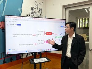 CÙNG SINH VIÊN KHOA NGOẠI NGỮ KHÁM PHÁ CÁC YẾU TỐ TRONG THSP