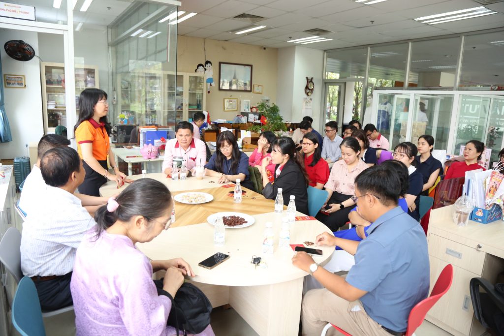 Vien Dong College Celebrates the Joyful Opening of the Lunar New Year of the Horse 2026