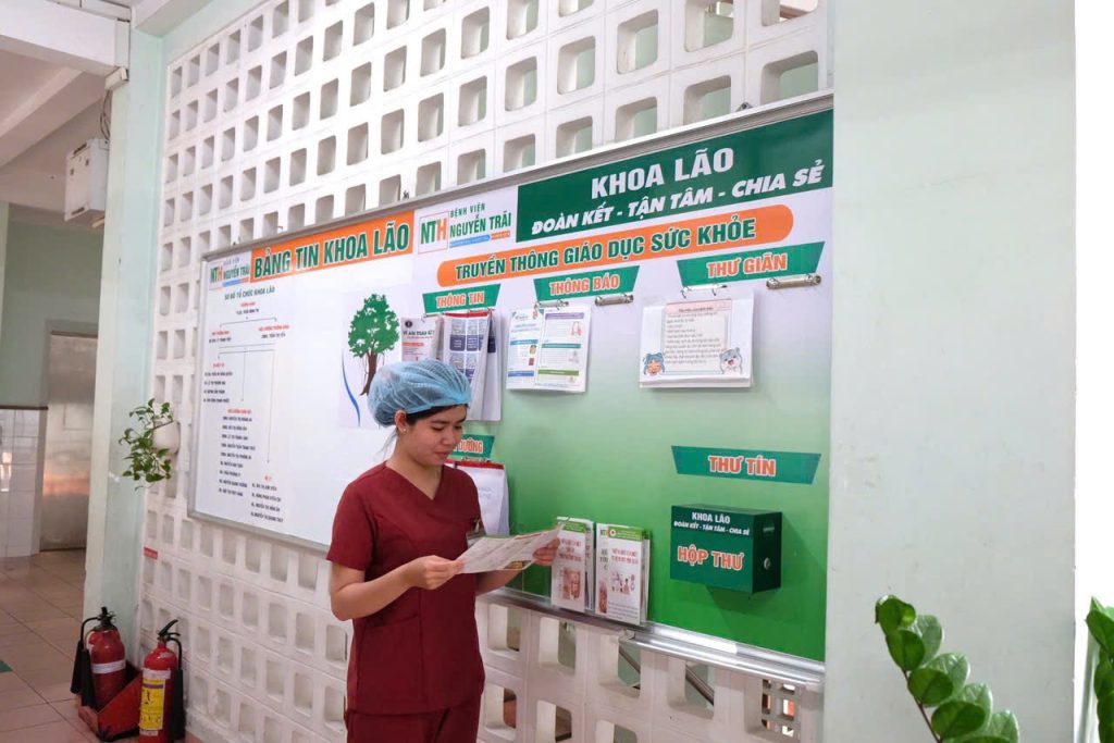 Sinh viên ngành Điều dưỡng Cao đẳng Viễn Đông: Vững tay nghề – Sáng tương lai tại các bệnh viện lớn