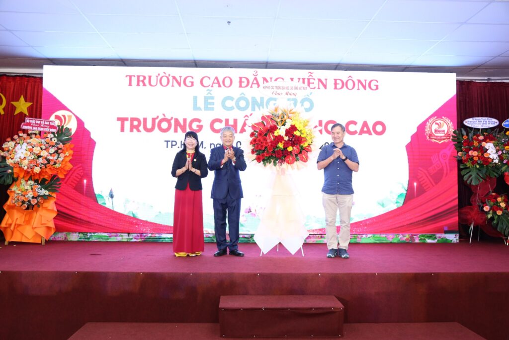 Cao đẳng Viễn Đông là trường đầu tiên, duy nhất nhận danh hiệu “Trường Cao đẳng Chất lượng cao”