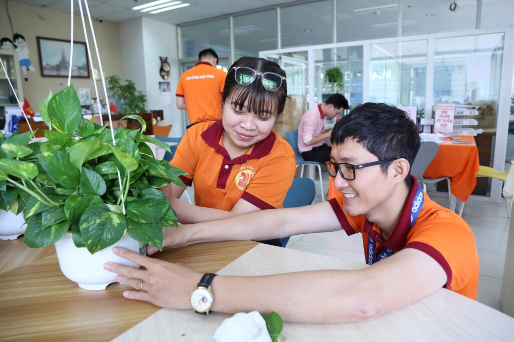 Cao đẳng Viễn Đông phủ xanh khuôn viên, kiến tạo không gian học tập bền vững