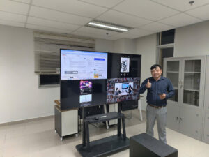 Phòng Chuyển đổi số & Xanh – Hạ tầng giảng dạy hiện đại của Khoa Kinh tế