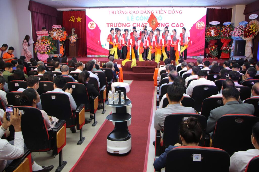 Cao đẳng Viễn Đông là trường đầu tiên, duy nhất nhận danh hiệu “Trường Cao đẳng Chất lượng cao”