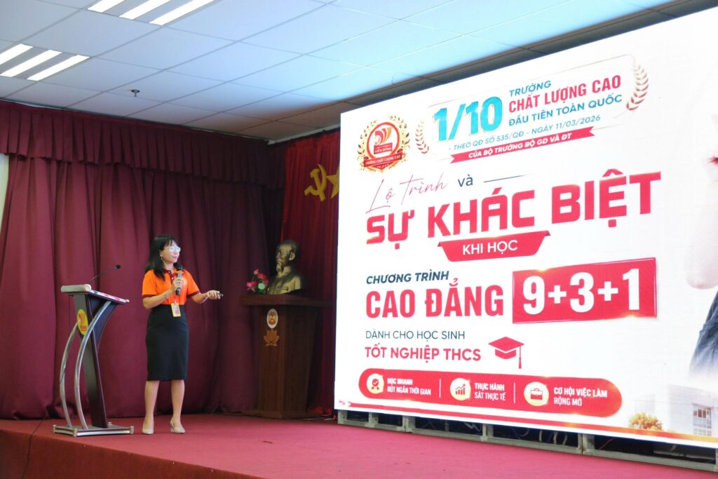 TRƯỜNG CAO ĐẲNG VIỄN ĐÔNG CHÍNH THỨC KHAI GIẢNG TUẦN HỌC ĐỊNH HƯỚNG ĐỢT 1 CHO TÂN SINH VIÊN HỆ 9+3+1