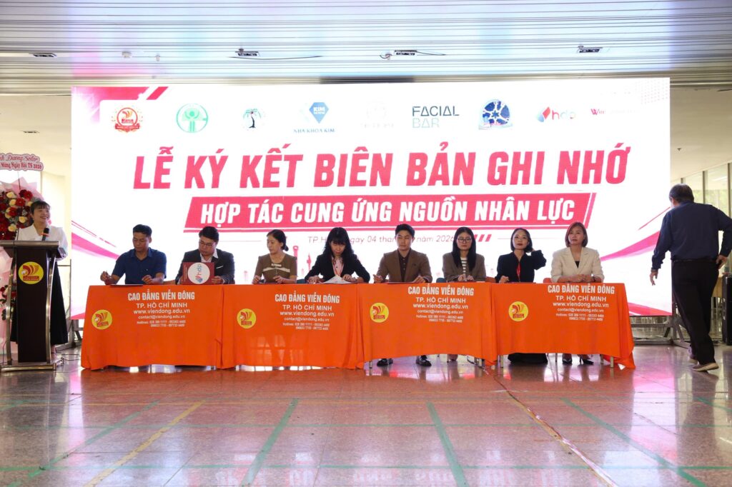 OPEN DAY 2026 – NGÀY HỘI “3 TRONG 1” BÙNG NỔ TẠI CAO ĐẲNG VIỄN ĐÔNG